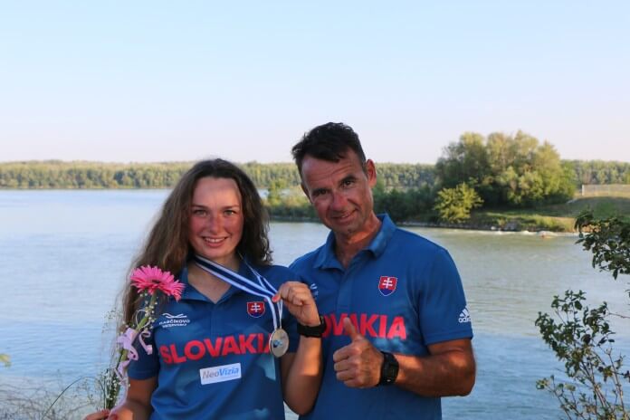 Počas Majstrovstiev sveta juniorov a U23 vo vodnom slalome v Čunove 21. júla 2017 získala striebornú (kategória C1) aj bronzovú medailu (kategória K1). 